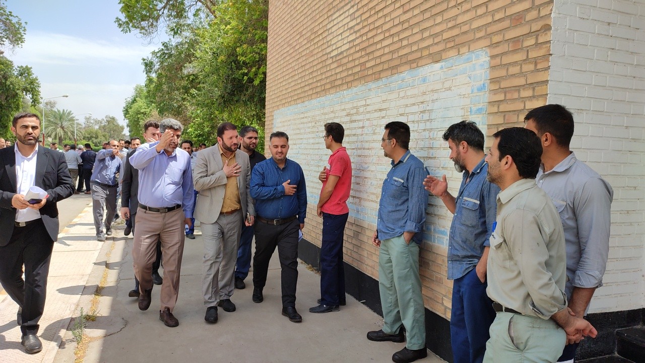 بازدید مدیرکل  تعاون، کار و رفاه اجتماعی خوزستان از شرکت فولاد کاویان/دیدار چهره به چهره با کارگران